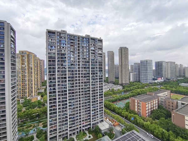 杭州滨江彩虹城滨诚云府6号线诚业路地跌口,近三维大华三维宝龙城,带