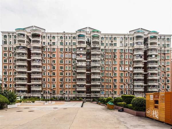 深圳龙岗龙城国际欧景花园(一期)欧景花园南北通透,三房两厅两卫,全家