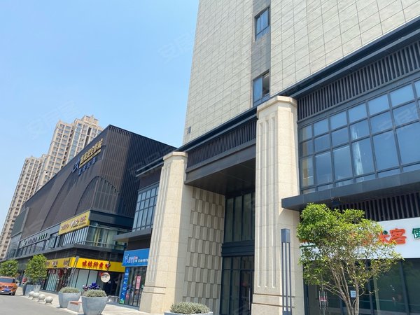 鑫都汇(商住楼)上海旁边,近地铁,精装复试两房出租,自带商业出租房源