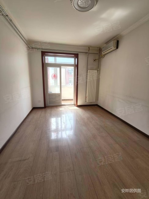 大灰厂小区两居室542平中层满五住房采光好无遮挡