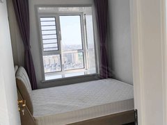丹东东港桥南康凌华美 精装 29楼 三室一厅 设施齐全有空调包宽带半年付出租房源真实图片