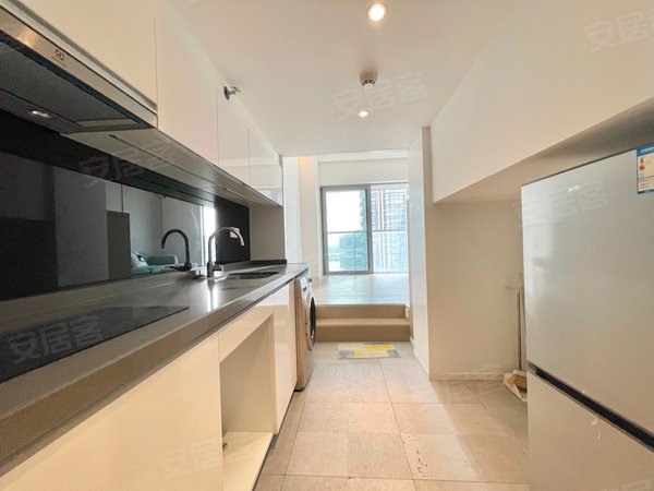 广州黄埔鱼珠保利鱼珠港(商住楼)金融城鱼珠港丨loft公寓丨精装修出租