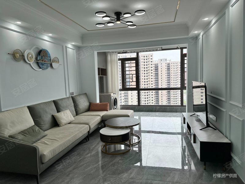 碧桂园99平三  楼层,名匠装饰业主家装房,领包入住.