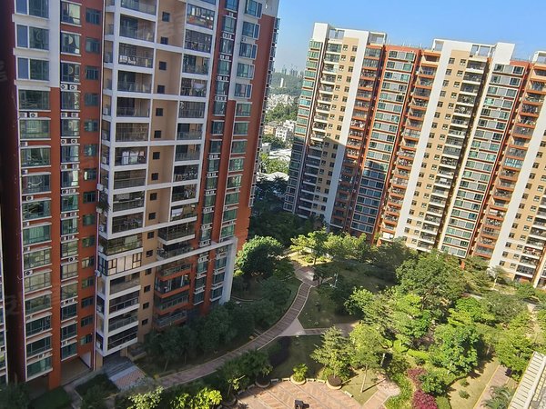 深圳龙岗横岗安良新村安良新村花园小区162平三房两厅民水民电,私家