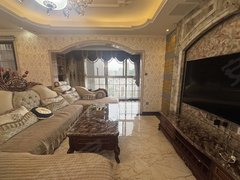 巴中巴州老城老城 六小旁 丽景天城 豪华装修 电梯三房 免费停车位一个出租房源真实图片