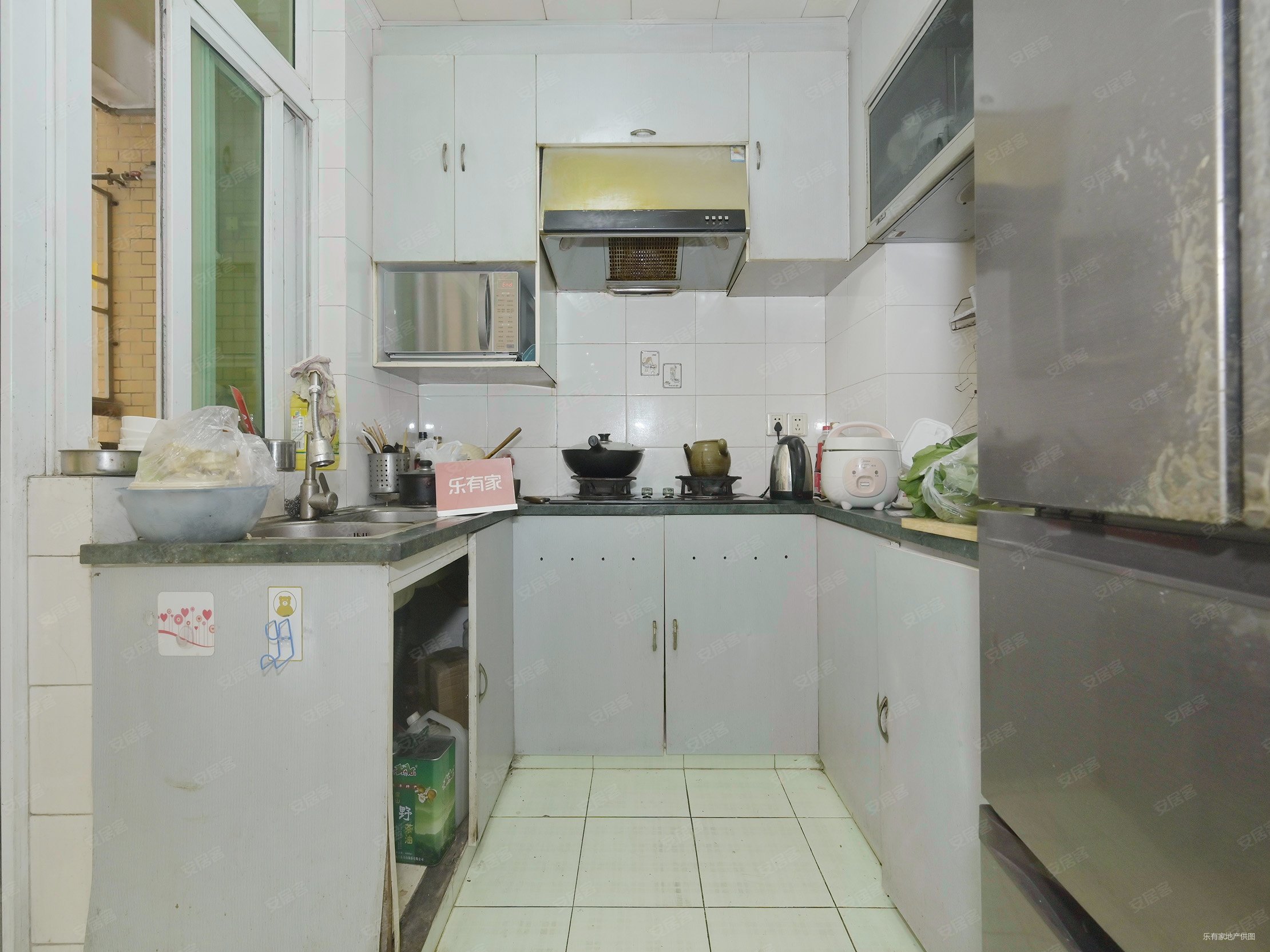 金叶茗苑3室2厅1卫95.96㎡西北402万