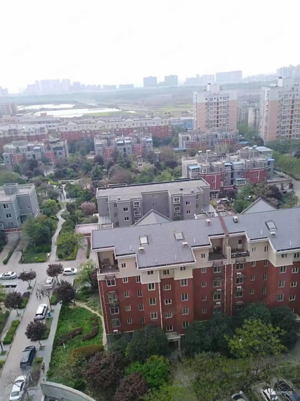 精装,中层,86万,车城温泉花园二手房,86万,3室2厅,2卫,125平米-西安