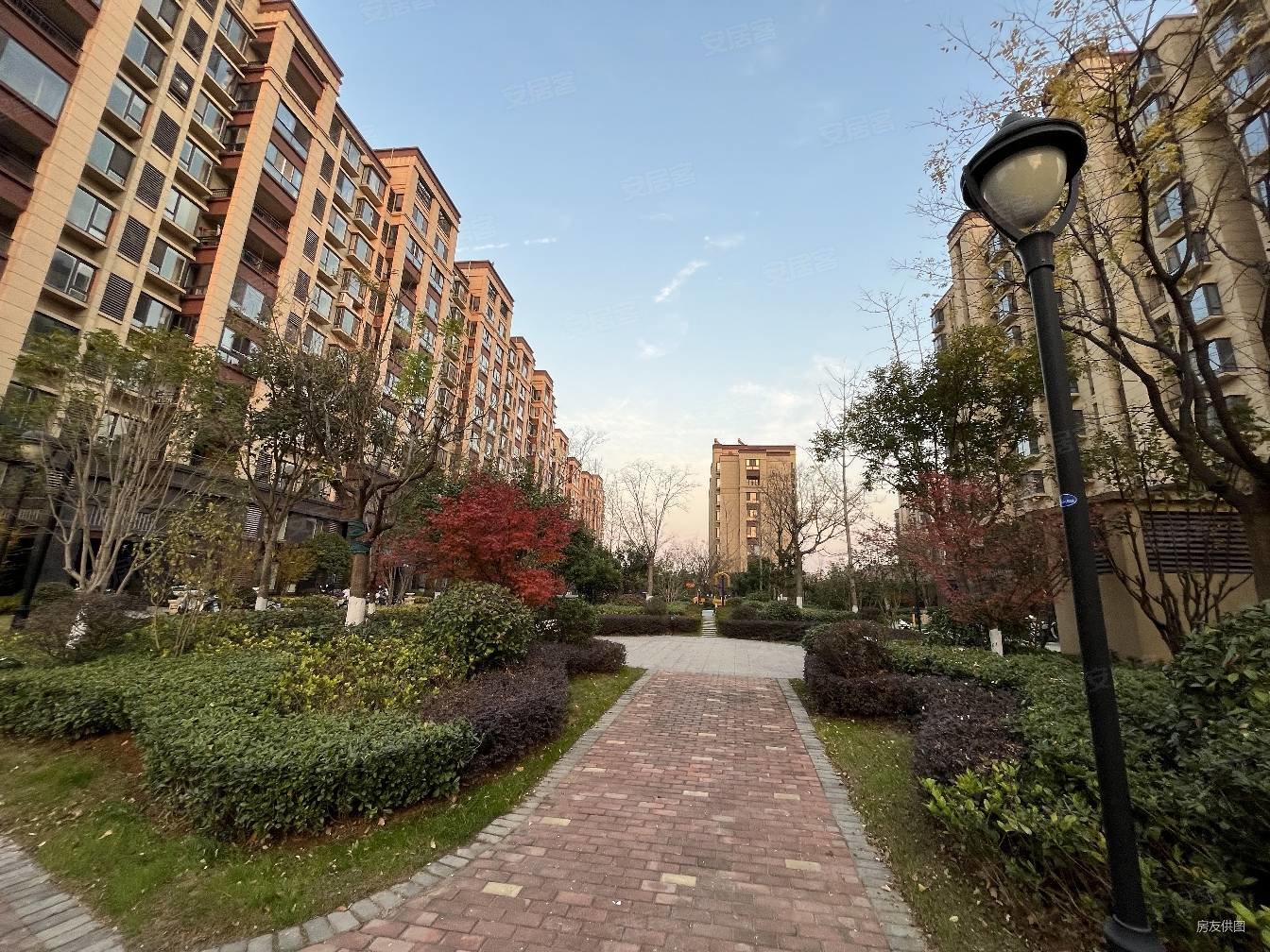 中交锦兰荟毛坯全新三房未住人满五随时看房