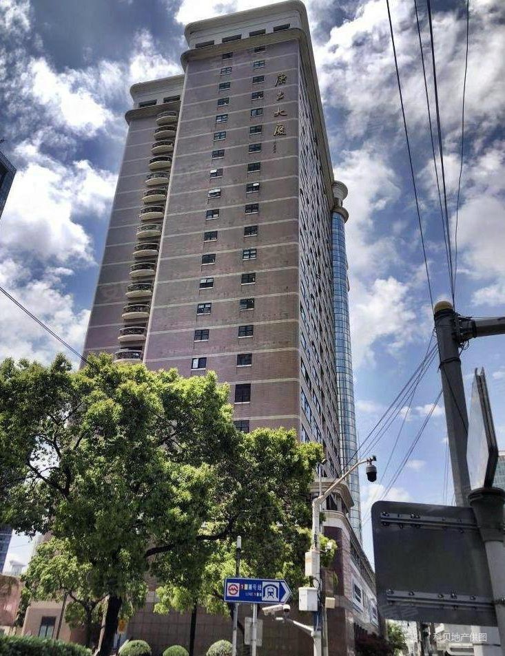 康吉大厦50年商住房精装修南北通透业主诚意出售随时看