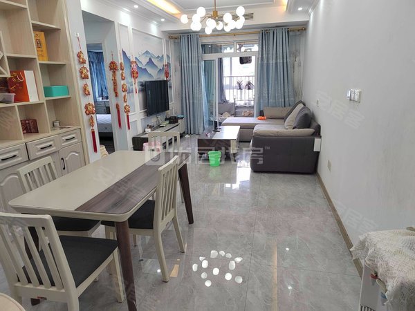 【多图】光亮天润城西苑,城南新区租房,龙凤溪轻轨站旁,精装两室,龙湖