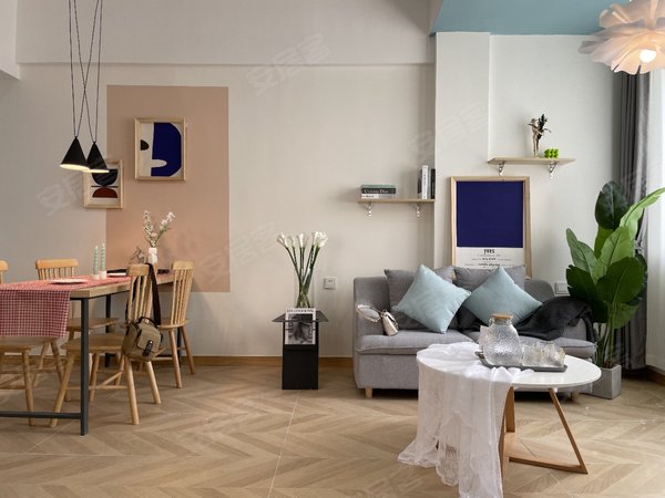 金华武义县武义城东佳源商业广场佳源广场附近，精装两室一厅，有电梯，免费网络，拎包入住出租房源真实图片