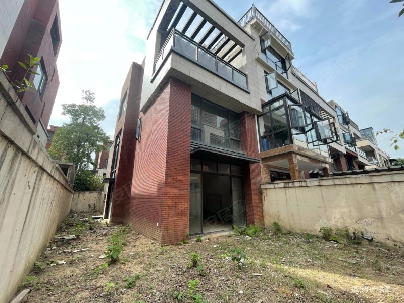 万科四季花城(别墅)6室2厅5卫164.63㎡南645万