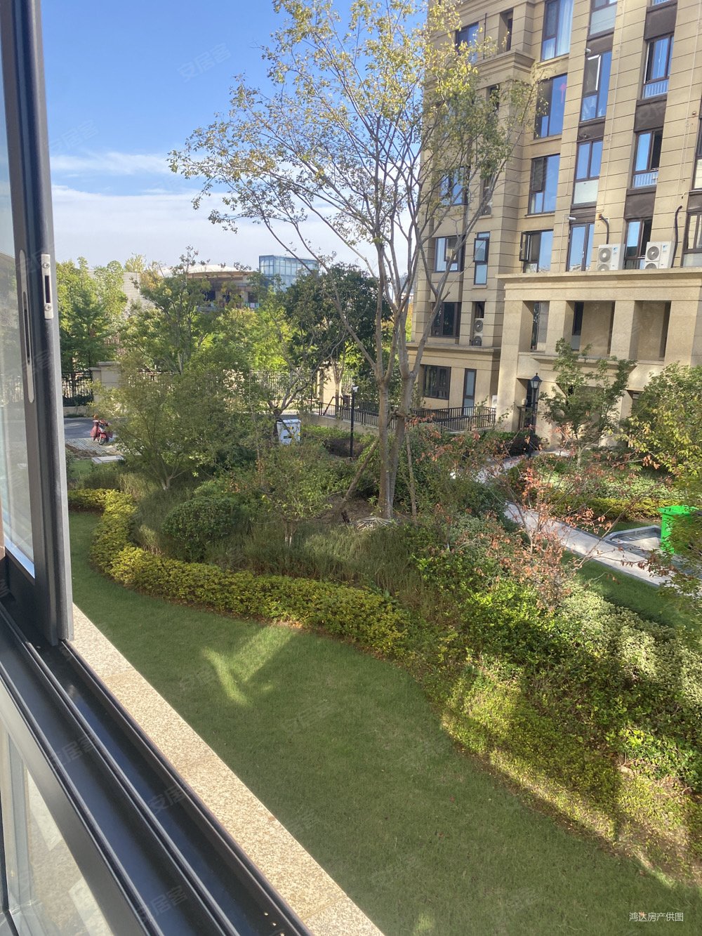 金峰又一城南区洋房2楼豪华装修未入住