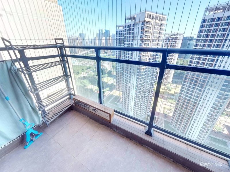 光明1号南北通透电梯房满五双卫精装修板楼光明