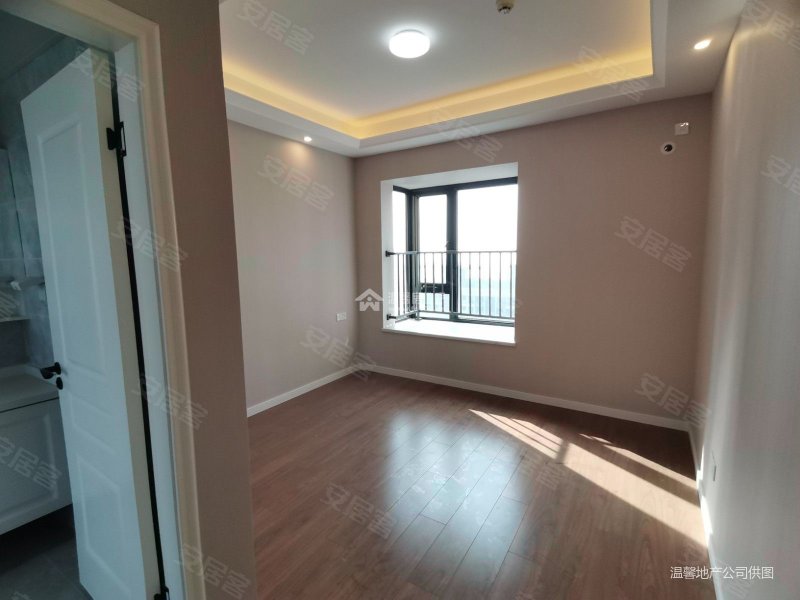 售价698万天慧城电梯中间楼层大套三双卫