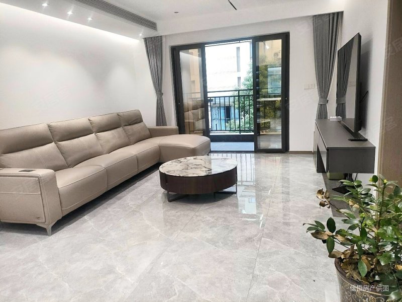 璞山洋房全屋品牌家电家具豪装好户型一梯两户南北通透业主急售