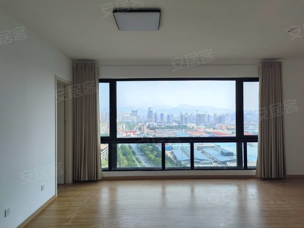 青岛李沧绿城绿城锦棠房源采光好,南北通透,业主诚意出出租房源真实