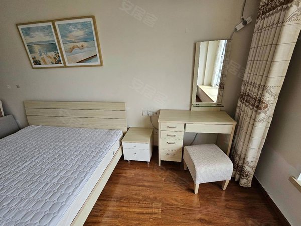 南沙万达公寓,大单间 配置齐全,宽敞,地铁站旁,实景照