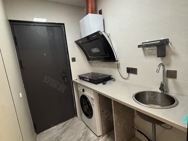台州椒江锦江百货高园小区可月付房,高园小区电梯房豪华朝南精装一室一厅,带大阳台出租房源真实图片