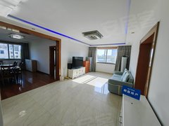 上海奉贤南桥蓝天苑 3室2厅2卫  133平米出租房源真实图片