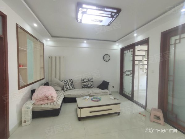 好房急售!水岸嘉园,精装顶楼带阁楼,内置楼梯,带南向车库.