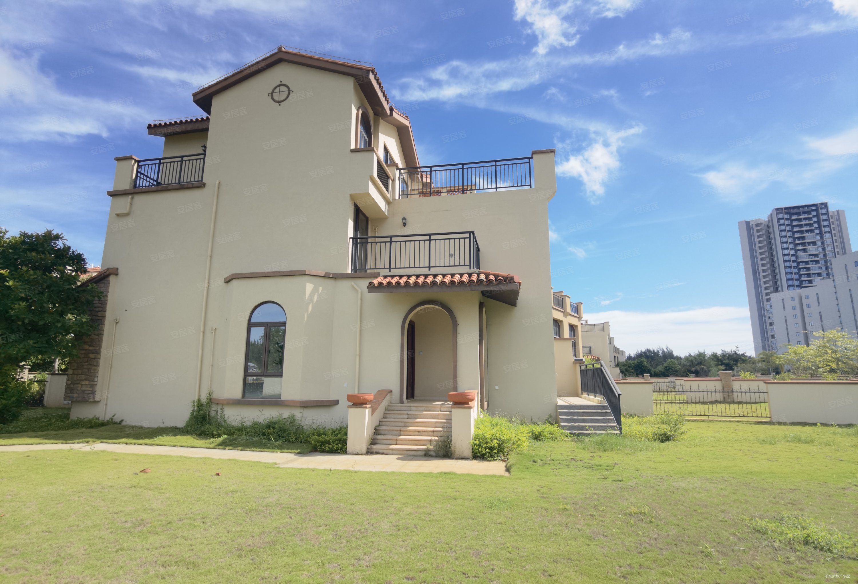 急售330万别墅富力悦海湾独门独院15亩超大花园