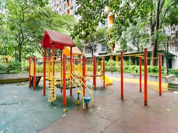 深圳龙华民治金地梅陇镇(一二三期)金地梅陇镇