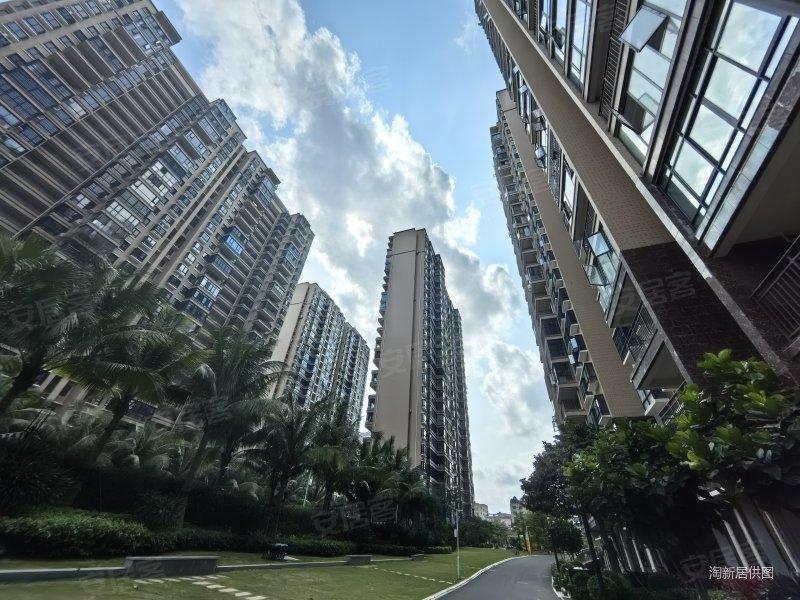 海秀花园秀英万达广场商圈金福路板楼通透生活配套齐全