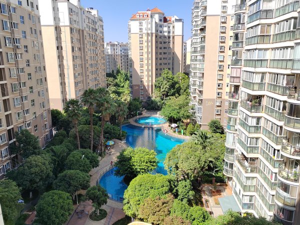 昆明西山大商汇华都花园a区南悦城旁华都花园 带全套家具家电 只租