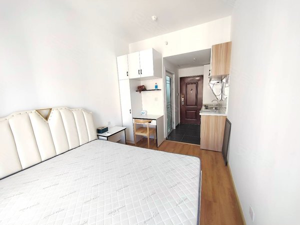 济南历城全福鹊华天禧(商住楼)可短租  可月付 鹊华天禧 精装公寓