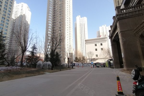 不足,荣光崴廉公馆怎么样,荣光崴廉公馆周边房产中介经纪人评价-兰州