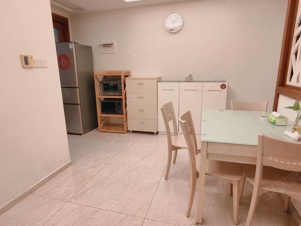 三亚吉阳水三千三亚棕榈滩(西区)三亚棕榈滩(西区) 拎包入住 精装修 阳光充足出租房源真实图片