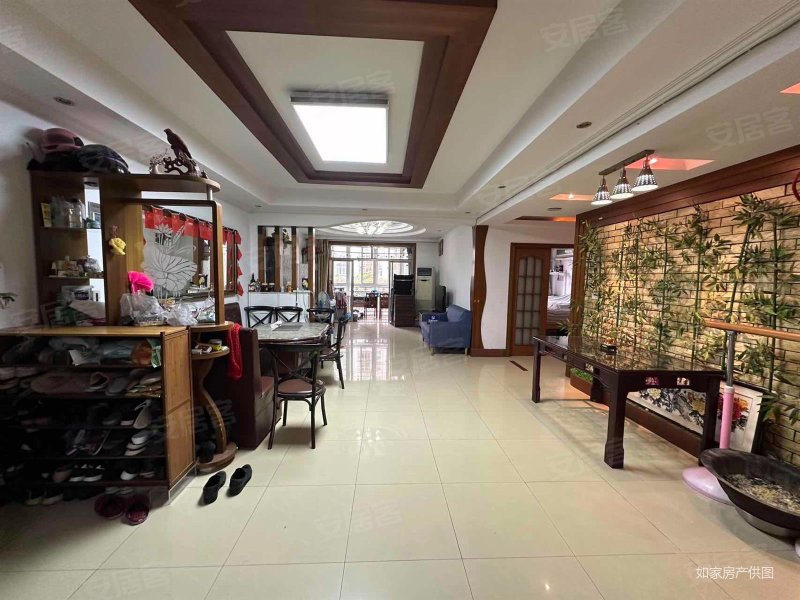 宝城花园近地铁满五南北通透出行方便有电梯