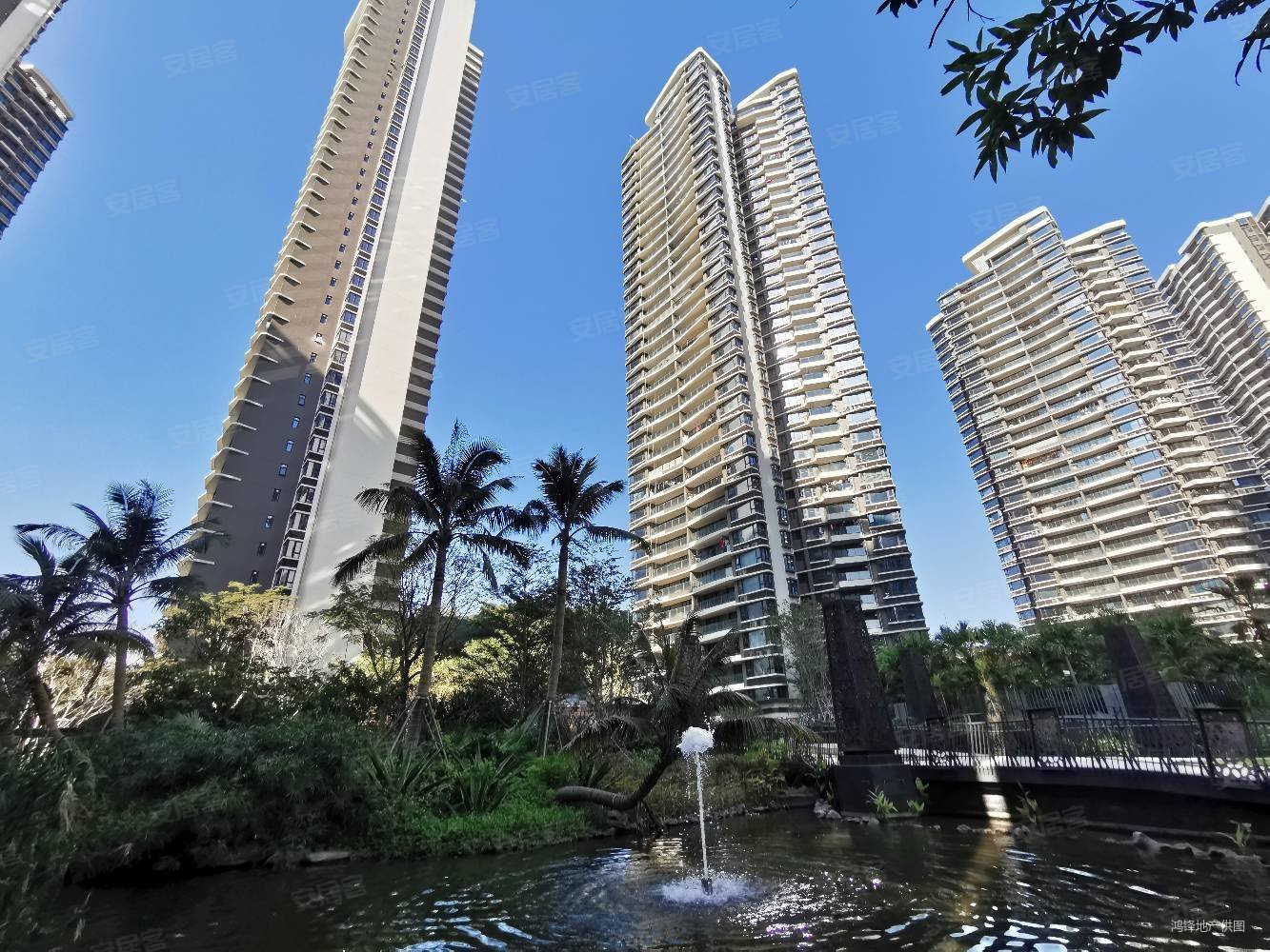 华发峰景湾4室2厅3卫216.4㎡东890万