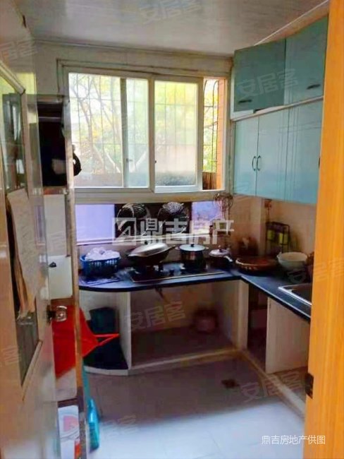 22万 现浇2房2房 中心位置 可以拎包入住 时代名都