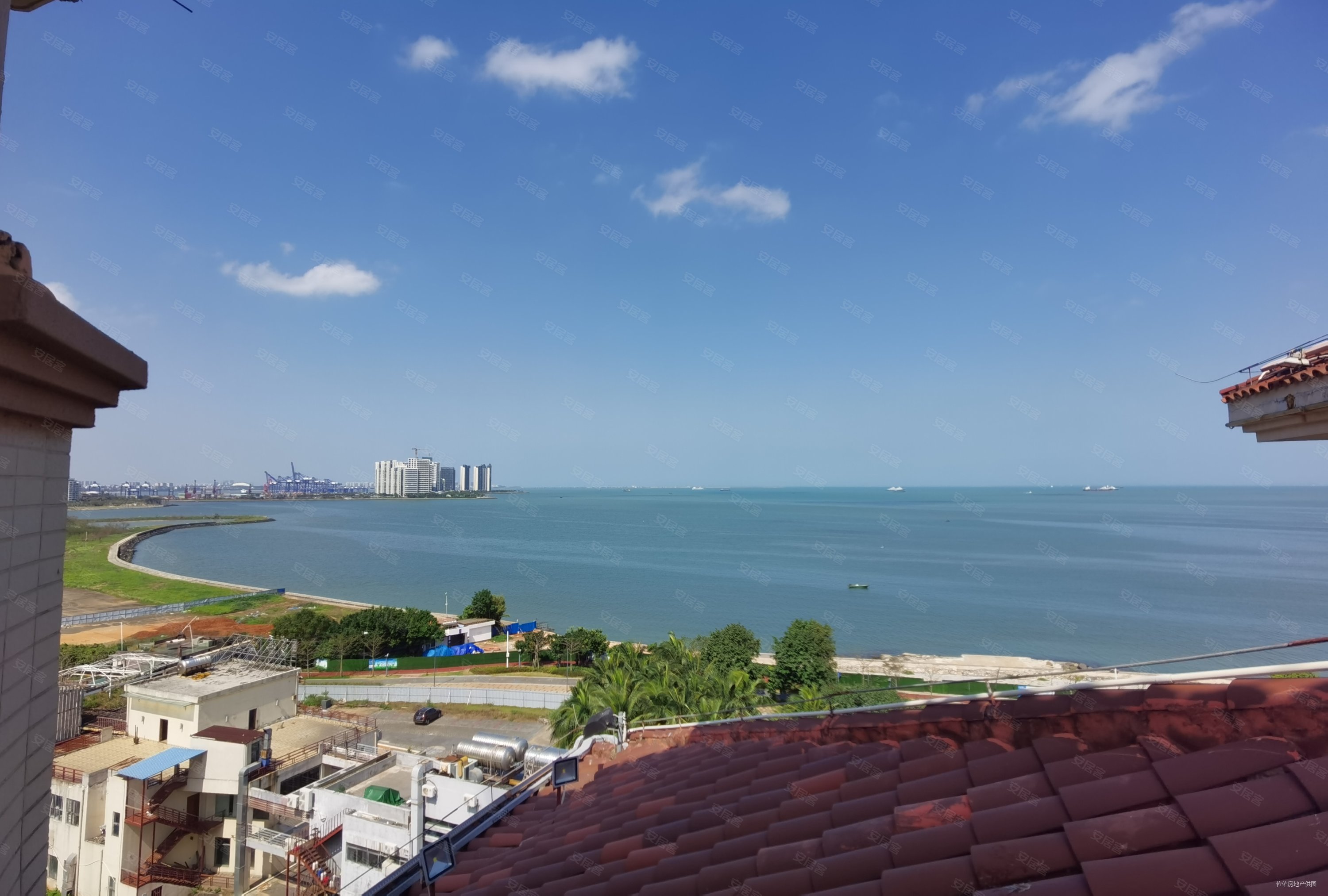 海口湾1号5室2厅3卫137.37㎡南北690万