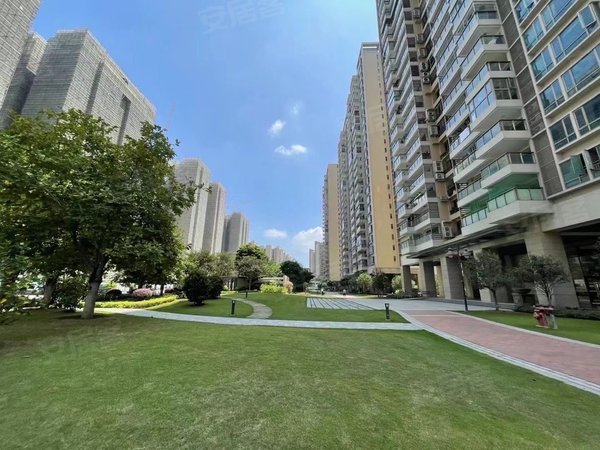 广州花都新区骏威锦东花园c区锦东c三房出租,来电看房出租房源真实