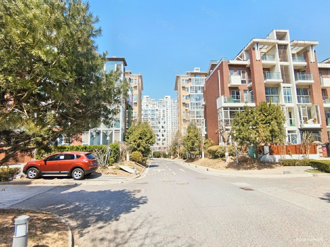 青岛房产网>青岛二手房>崂山二手房>颐中体育场二手房>鲁信长春花园>