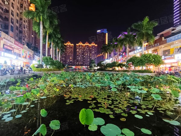 东莞厚街体育公园厚街万达广场(商住楼)新上!