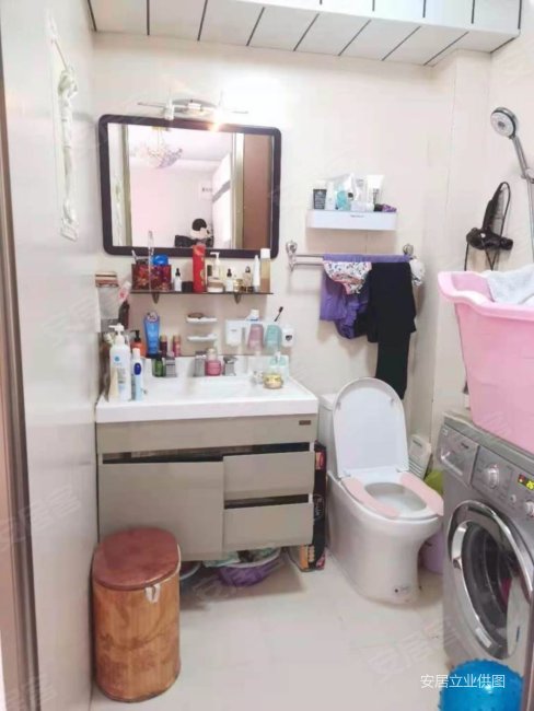 青城1室1厅1卫43.67㎡南26万