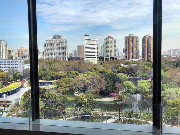 上海虹口和平公园中粮瑞虹海景壹号追求品质的生活,大气的户型,优雅的