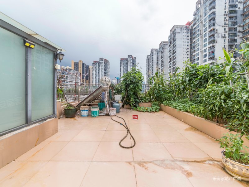 中央悦城6室2厅3卫157.45㎡南北0万