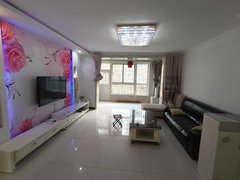 银川永宁望远镇蓝山帝景一楼带院，家具家电齐全，南北通透，随时看房出租房源真实图片