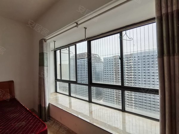 防城港港口中央商务区翡翠园翡翠园一房 干净整洁 拎包入住 宽敞明亮