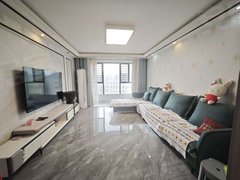 阿拉尔幸福路国际商贸城青松花园  步梯6楼  两室 精装修 拎包入住出租房源真实图片