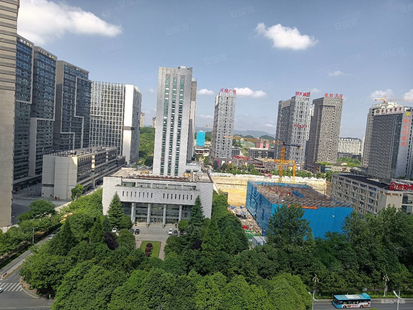 贵阳房产网>贵阳二手房>观山湖二手房>八匹马二手房>金元国际新城>