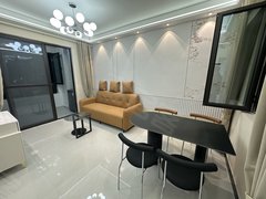 合肥瑶海保利东郡龙溪苑精装一室，保利广场旁，民用水电，免费看房，拎包入住出租房源真实图片