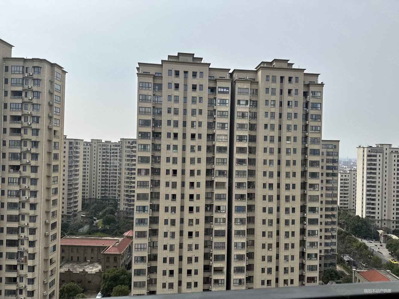 苏州房产网>苏州二手房>吴江二手房>汾湖二手房>碧桂园湖悦天境花园>
