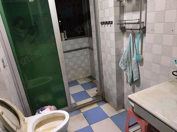 深圳宝安碧海湾碧海湾花园距离地铁口近的3房2厅出租房源真实图片