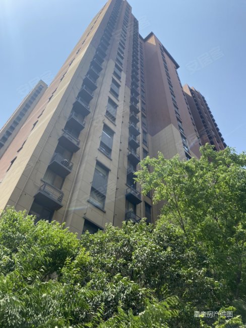 华远枫悦3室2厅1卫91.96㎡南北141万